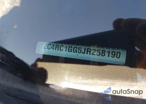 2018 Chrysler Pacifica Limited z USA, uszkodzony, nr VIN 2C4RC1GG5JR258190